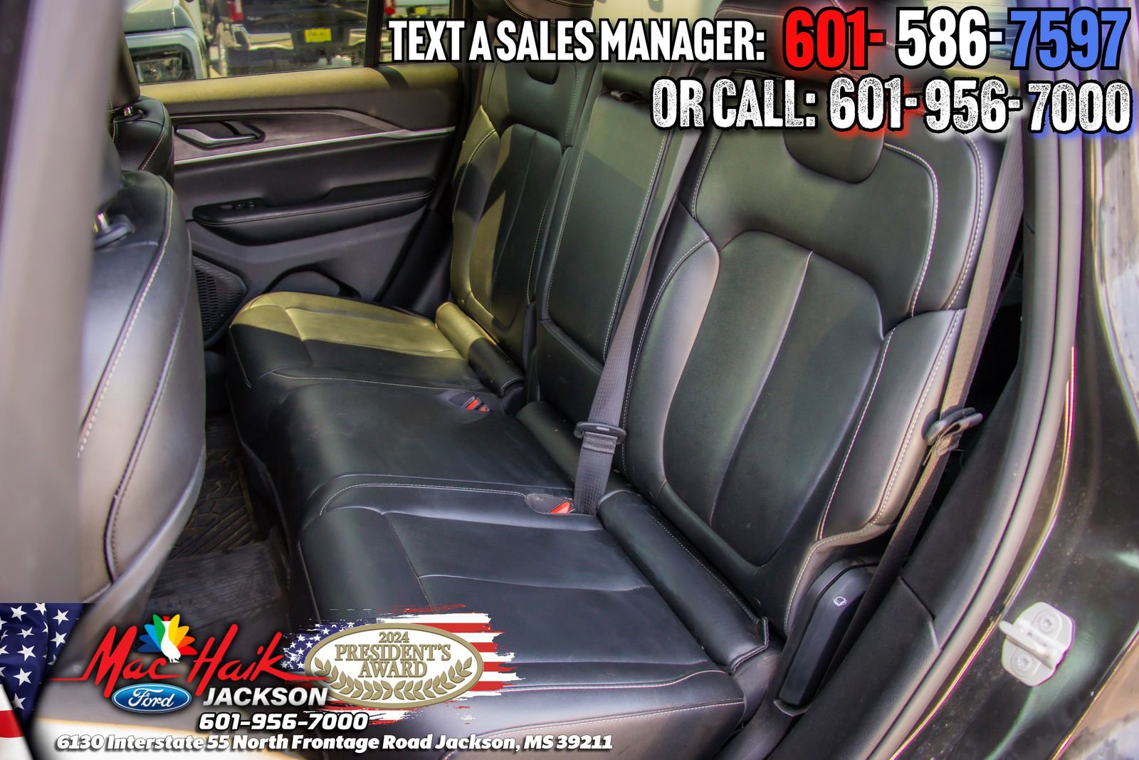 Used 2024 Jeep Grand Cherokee Limited w/ Trailer Tow Package AWD/4WD image 8