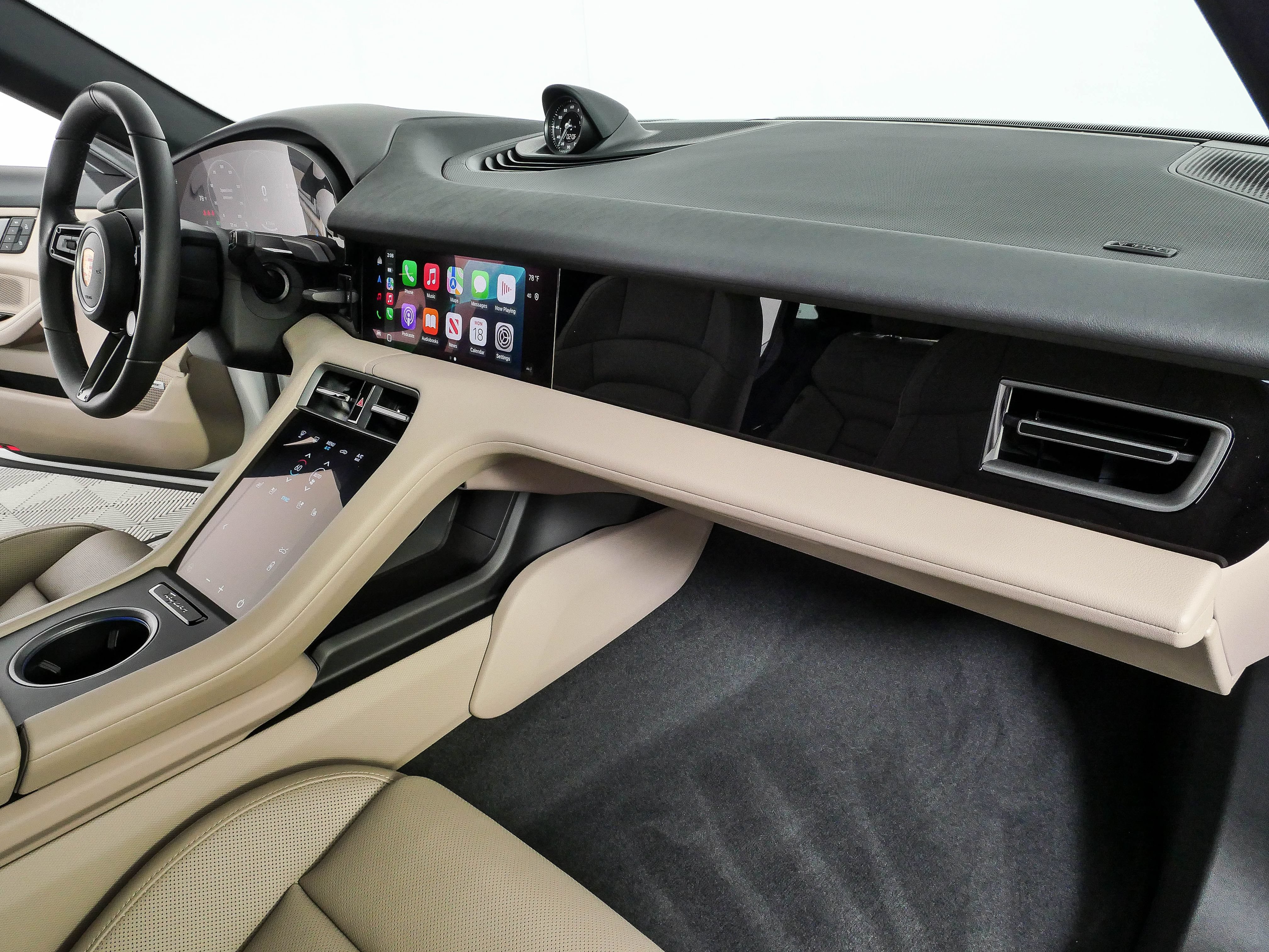 New 2026 Porsche Taycan AWD/4WD image 25