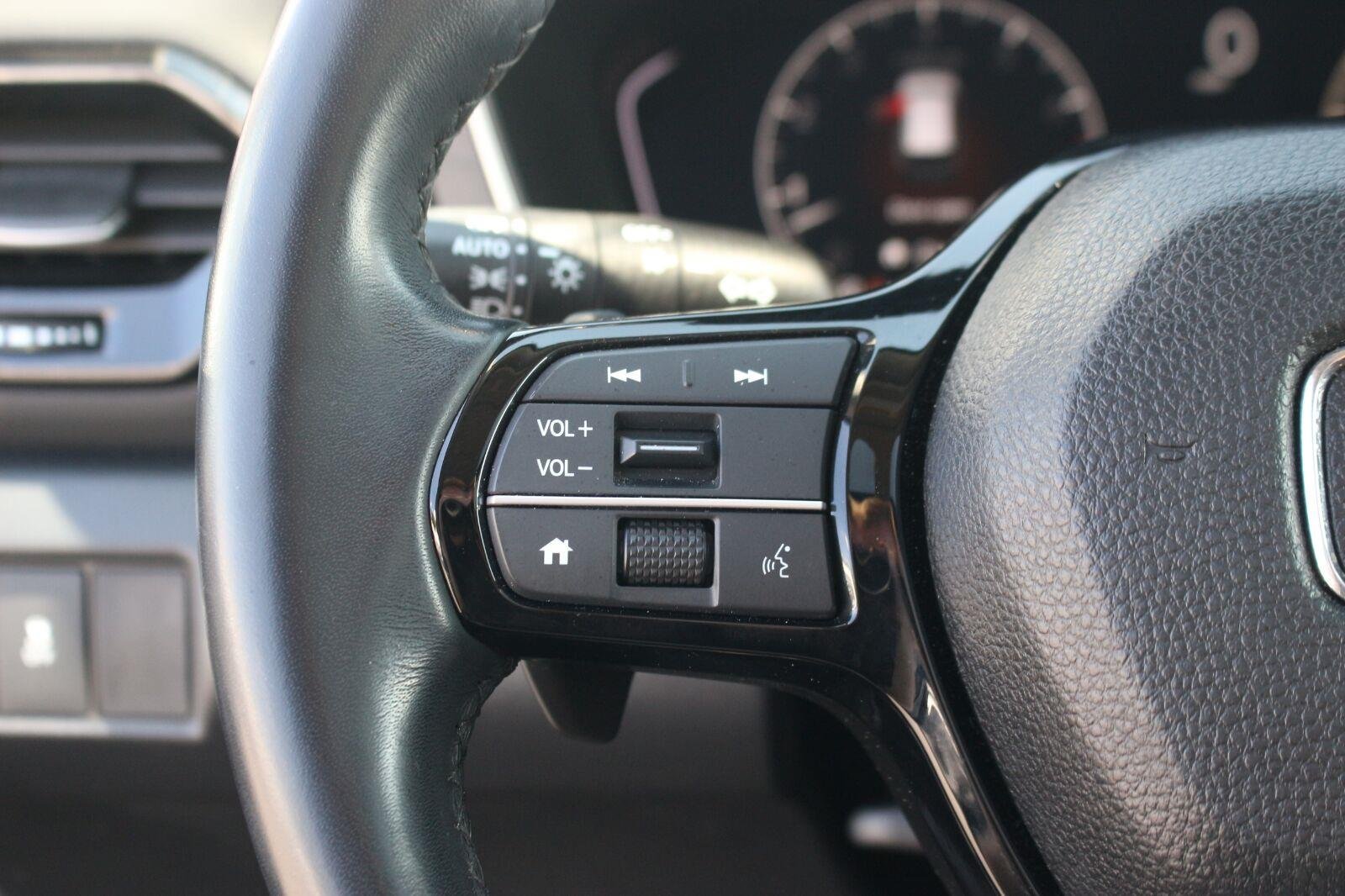 Used 2024 Honda Pilot Touring image 22