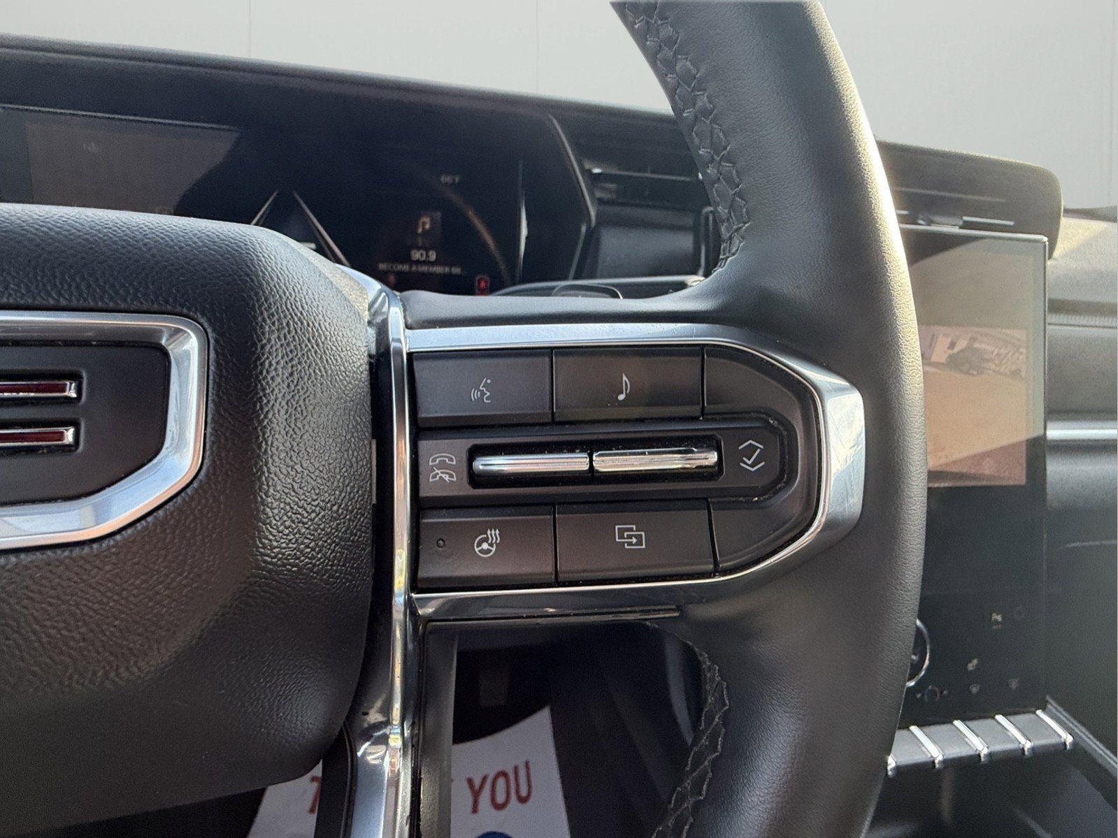 Used 2025 GMC Terrain Elevation image 14