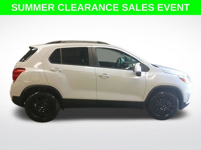 Used 2022 Chevrolet Trax LT w/ Driver Confidence Package AWD/4WD image 4
