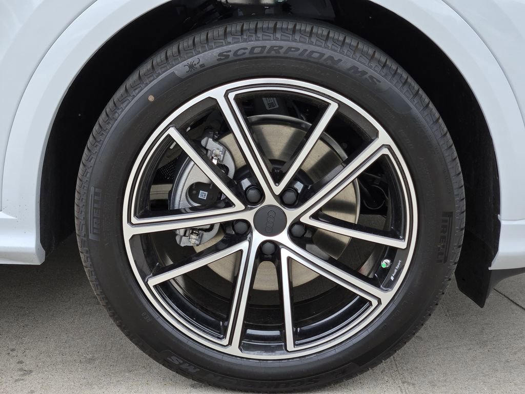 New 2026 Audi Q5 Prestige image 16