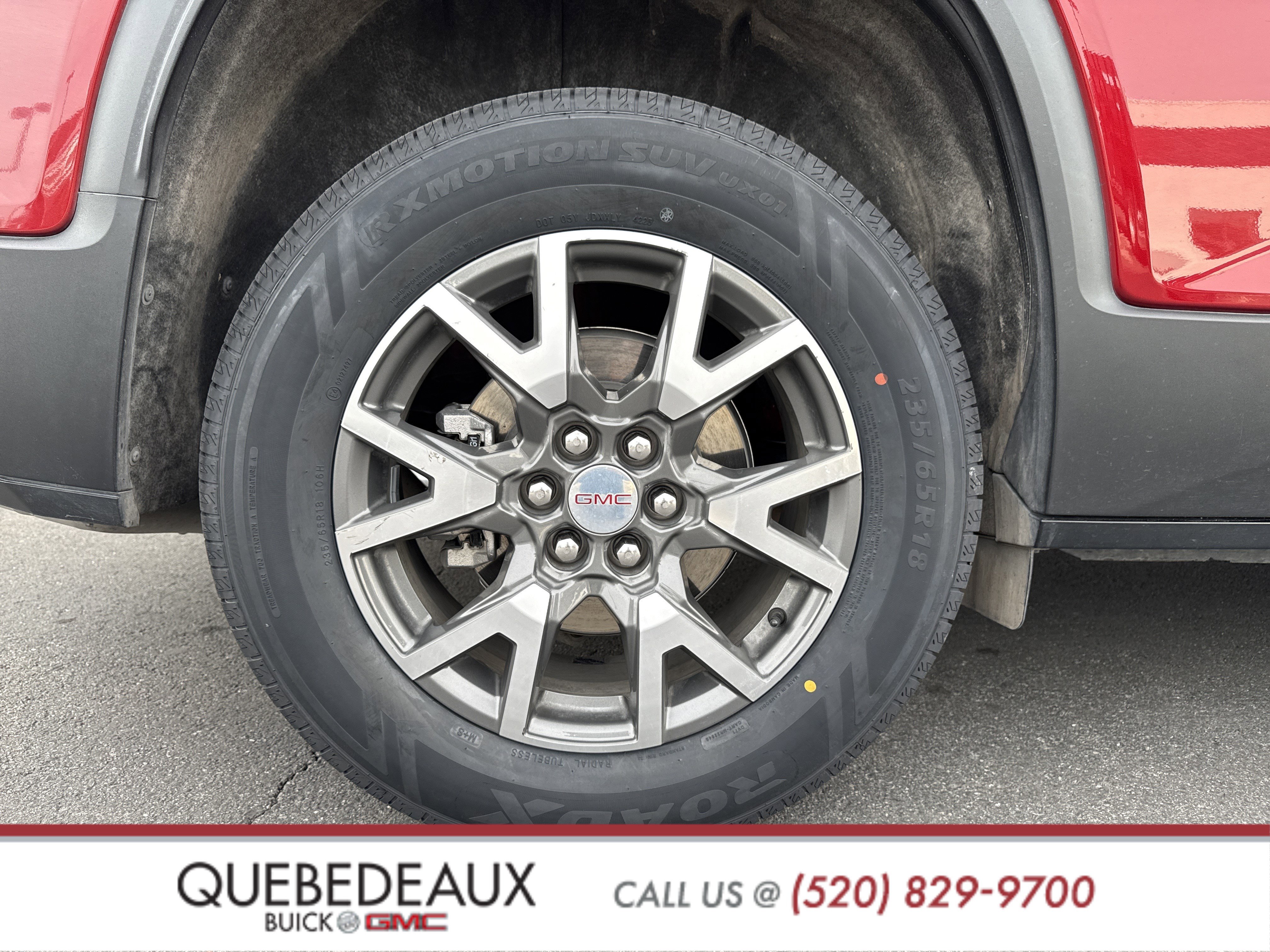 Used 2023 GMC Acadia SLE image 26