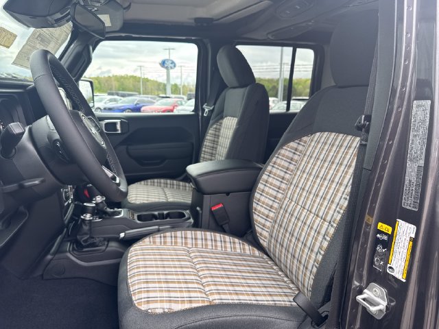 New 2026 Jeep Wrangler Unlimited Sport AWD/4WD image 14