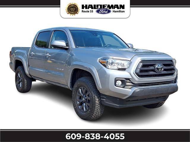 Used 2021 Toyota Tacoma SR5 AWD/4WD image 1