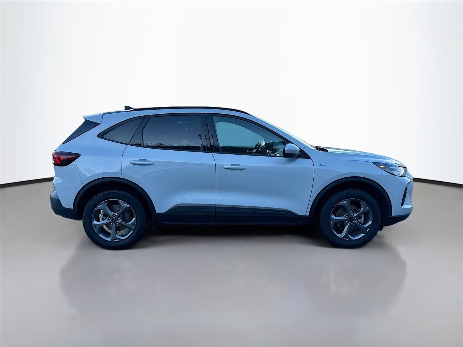 Used 2025 Ford Escape ST-Line Select image 8