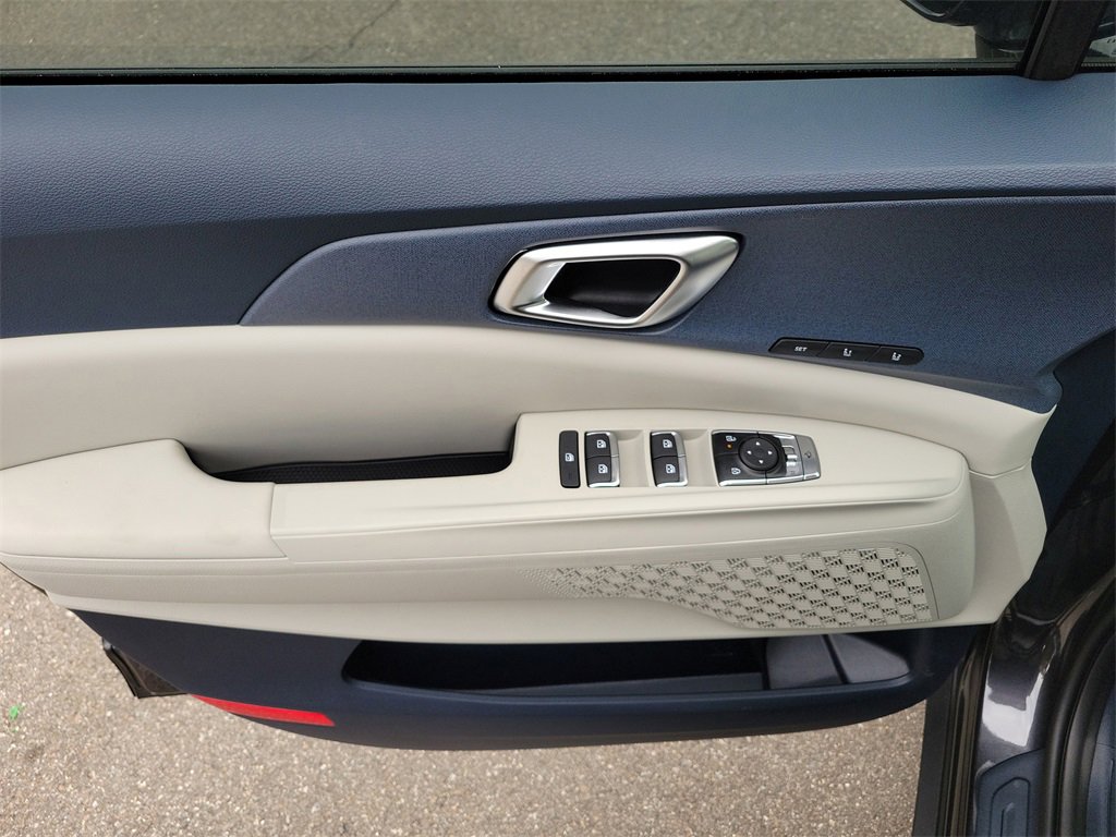 New 2026 Kia Carnival EX image 20