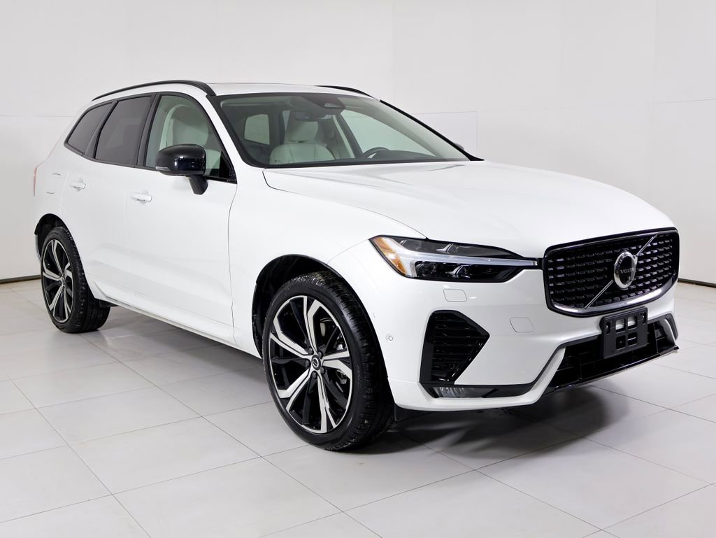 Used 2025 Volvo XC60 B5 Ultra w/ Protection Package Premier image 39