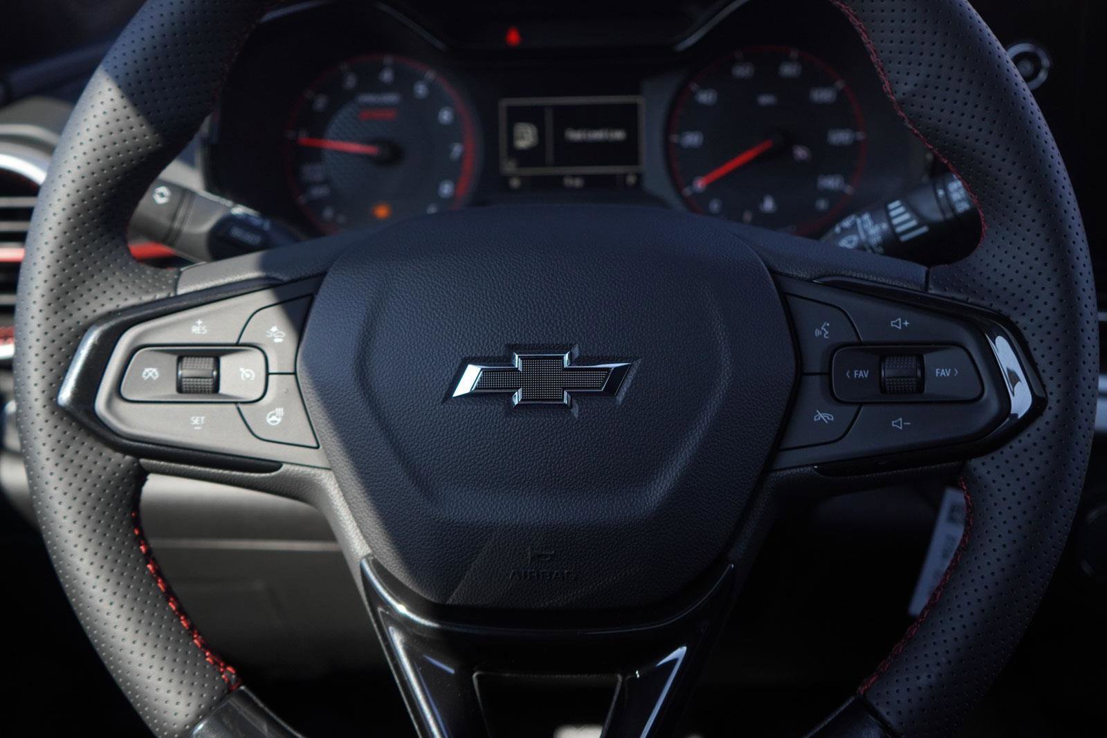 New 2026 Chevrolet Trax RS w/ Sunroof Package image 14