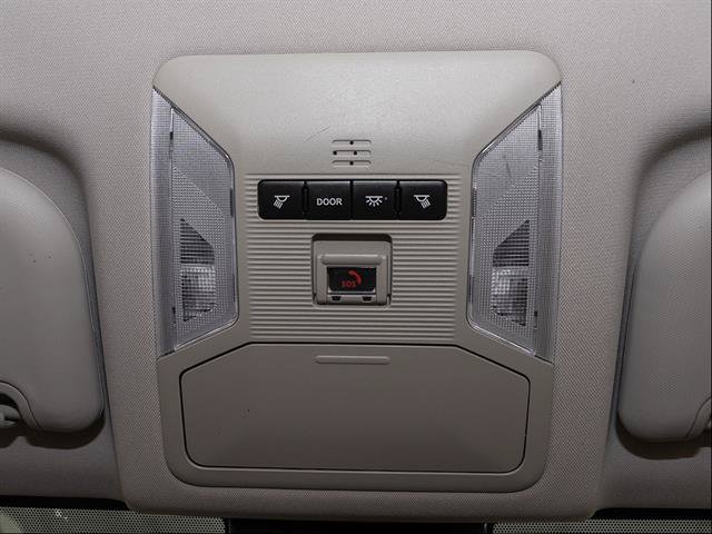 Used 2020 Toyota RAV4 LE w/ All Weather Liner Package AWD/4WD image 15