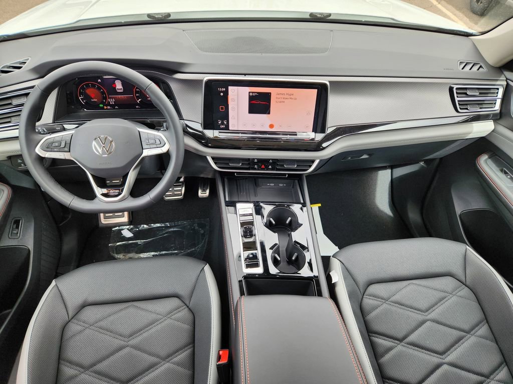 New 2026 Volkswagen Atlas Peak Edition AWD/4WD image 12