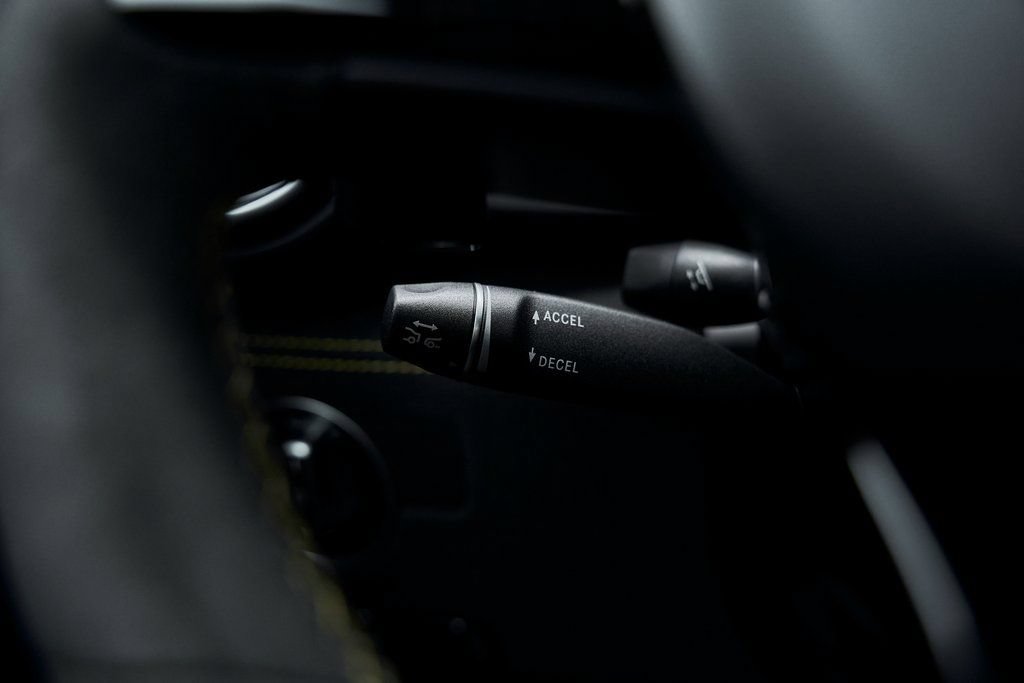 Used 2019 Mercedes-Benz AMG GT R image 65