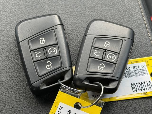 Used 2023 Volkswagen Tiguan SEL R-Line AWD/4WD image 21