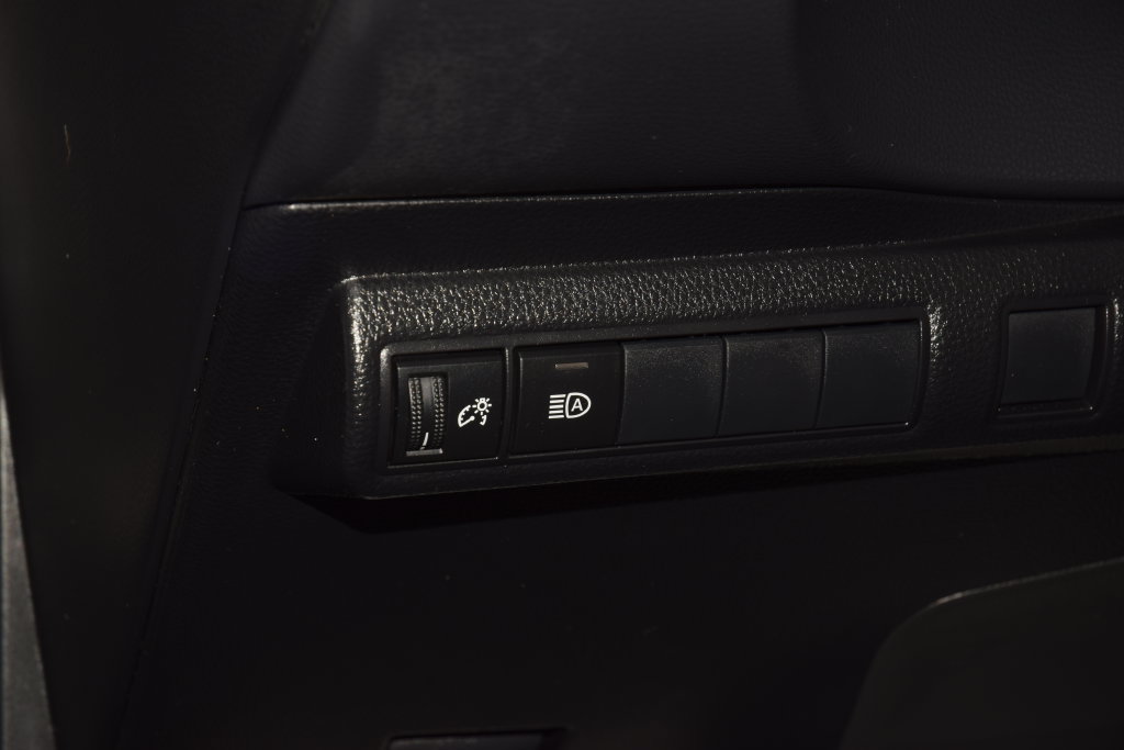 Used 2023 Toyota Corolla LE FWD image 29