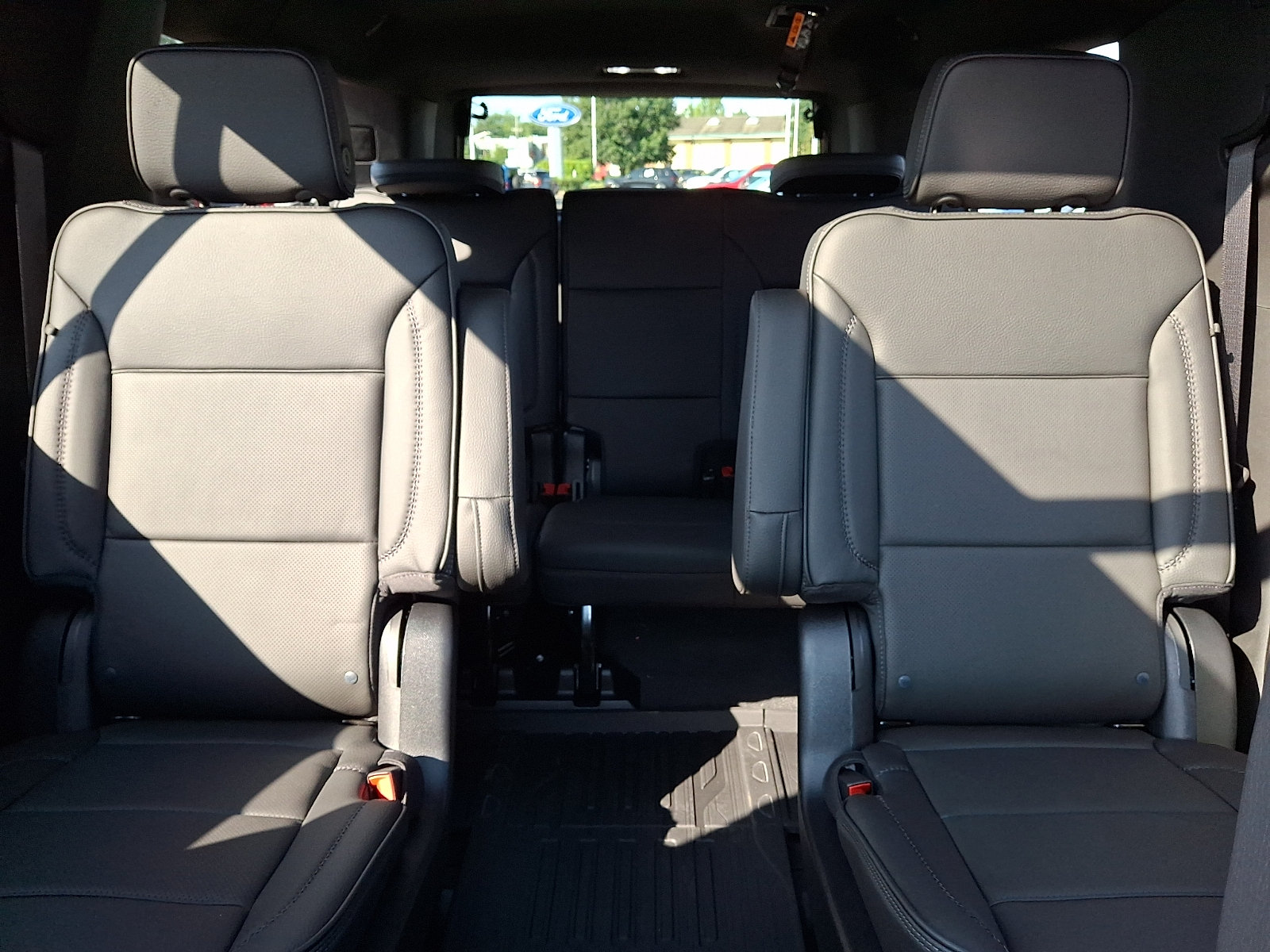 Used 2026 GMC Yukon XL Denali w/ Sun & Power Step Package AWD/4WD image 19