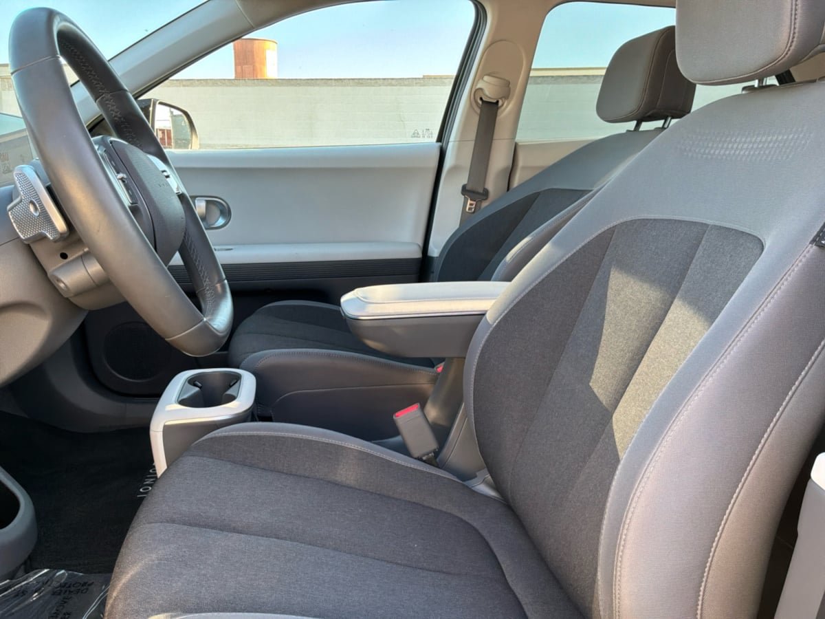 Used 2024 Hyundai Ioniq 5 SE RWD image 18