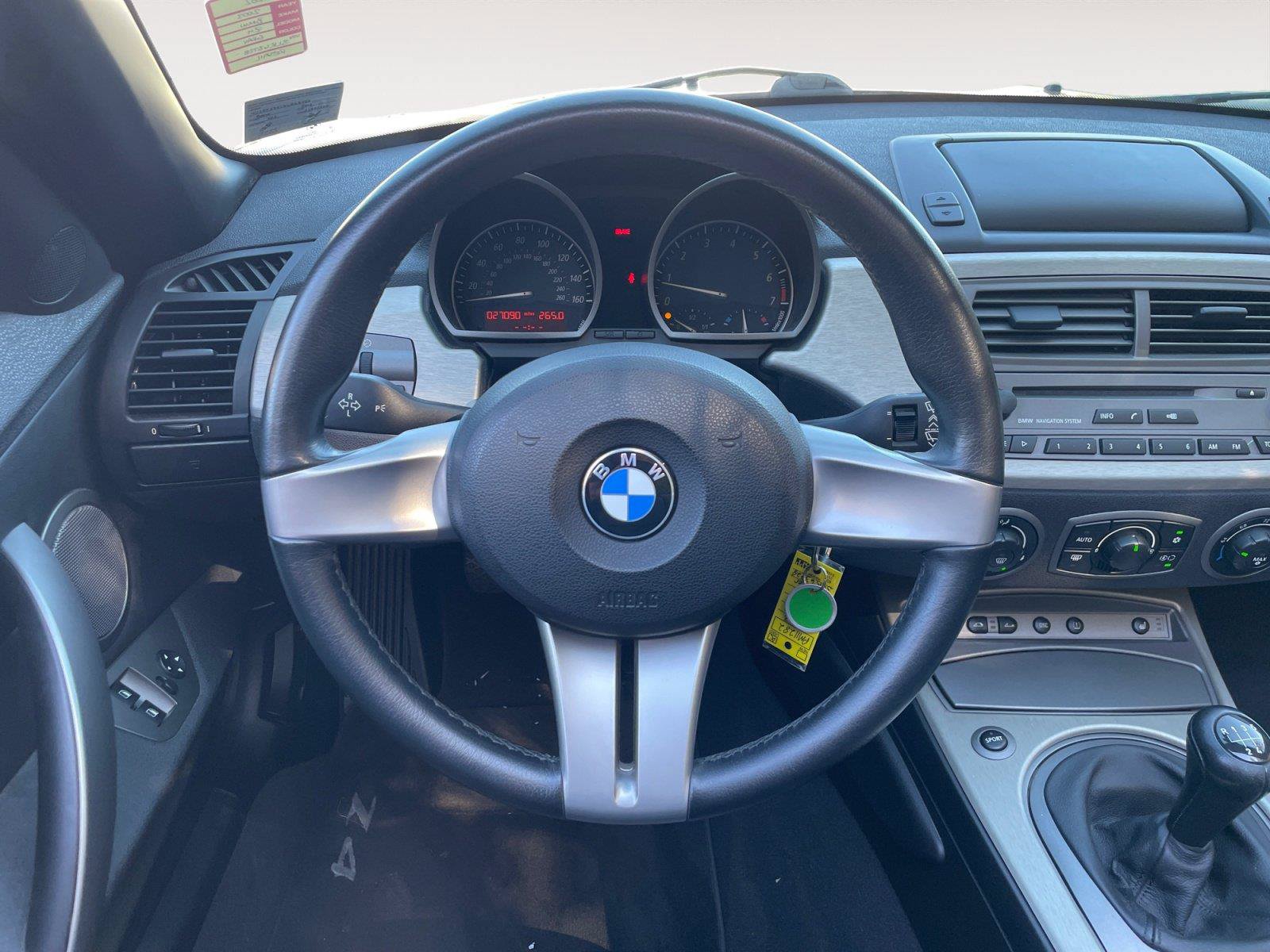 Used 2003 BMW Z4 2.5i RWD image 12