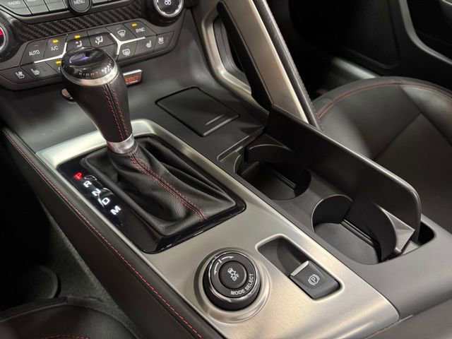 Used 2016 Chevrolet Corvette Z06 w/ 3LZ Preferred Equipment Group image 31