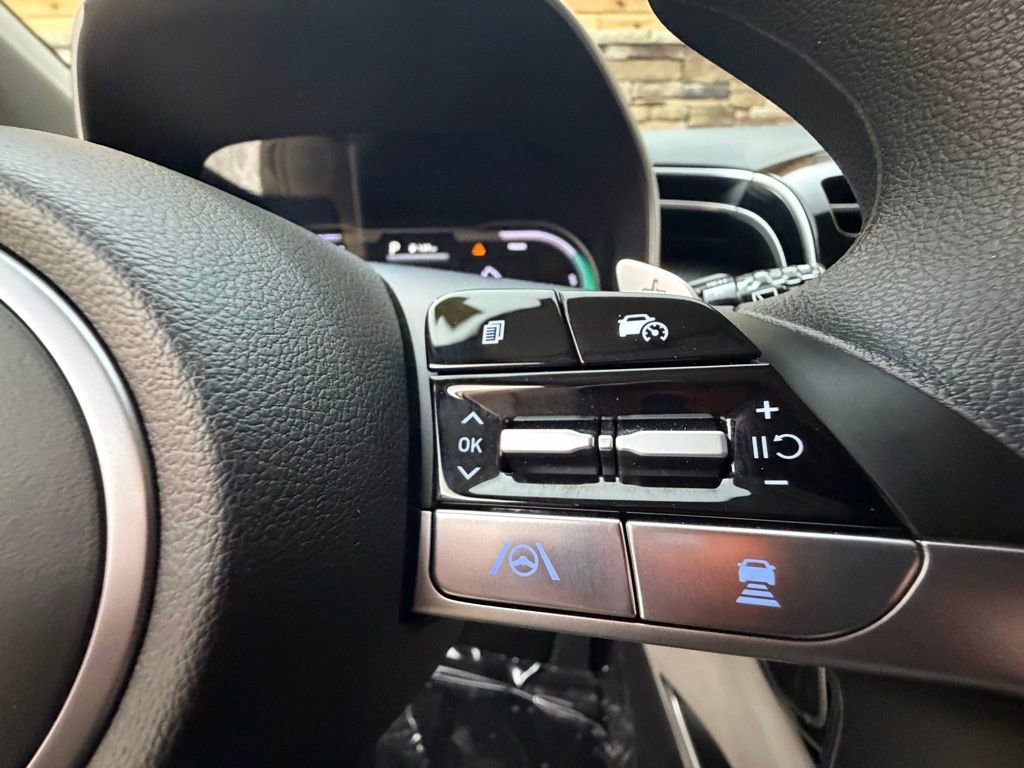 Used 2023 Hyundai Tucson Blue w/ Cargo Package image 21