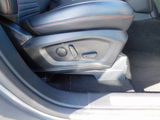 Used 2025 Ford Explorer ST-Line w/ ST-Line Street Pack image 18