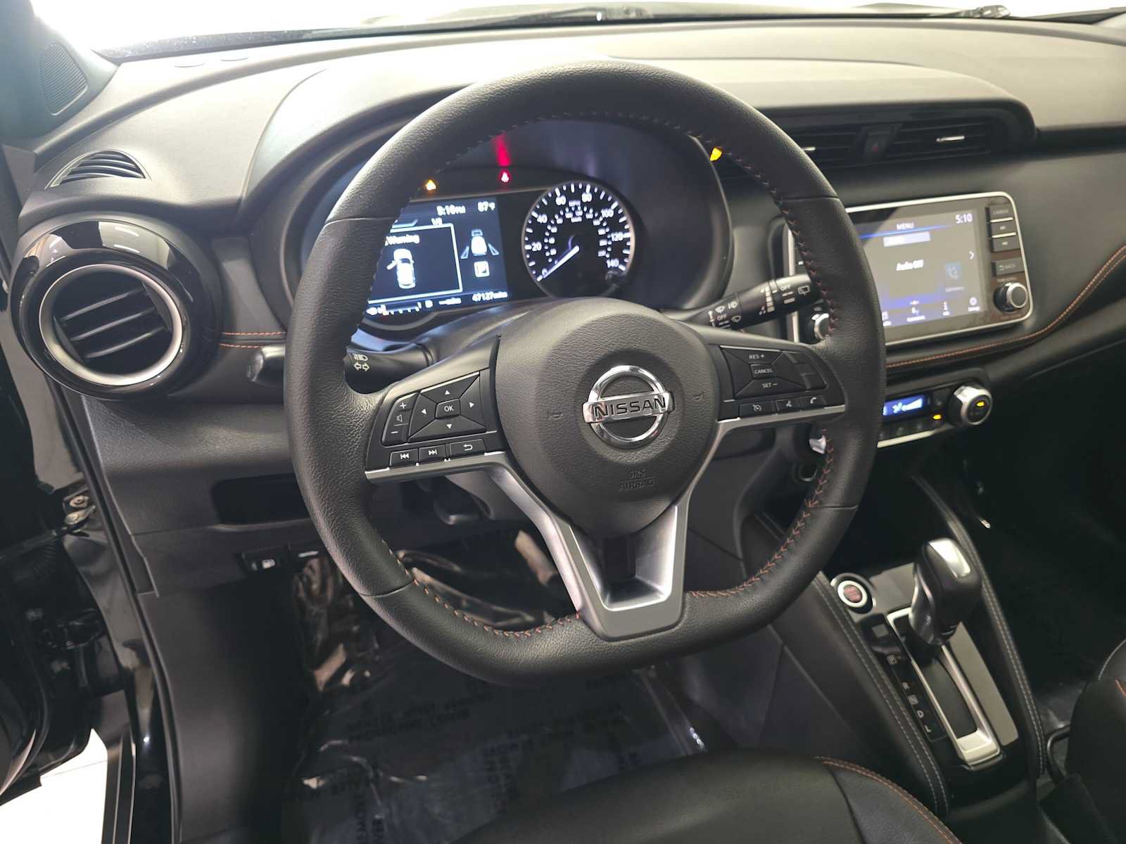 Used 2020 Nissan Kicks SR FWD image 2