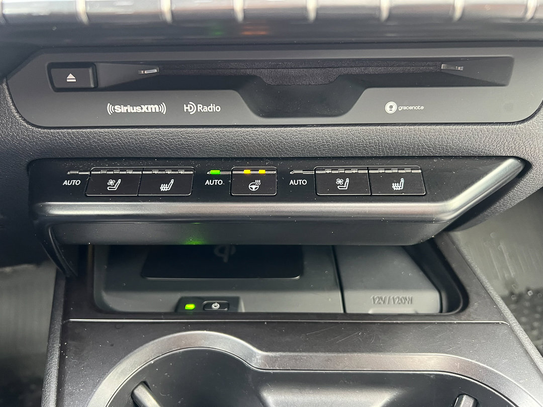 Used 2020 Lexus UX 250h w/ Premium Package image 22