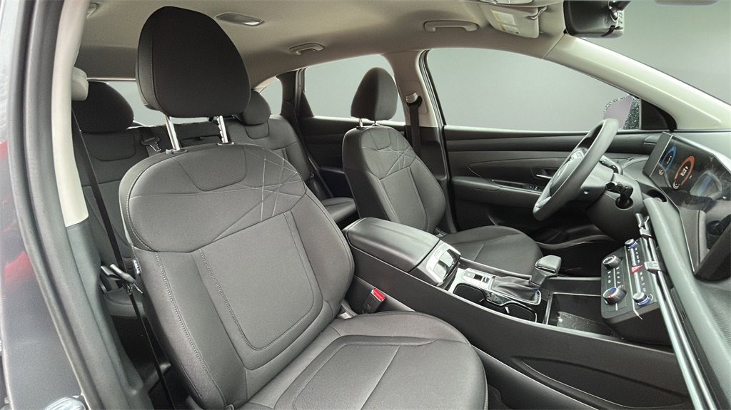 Certified 2025 Hyundai Tucson SE image 15