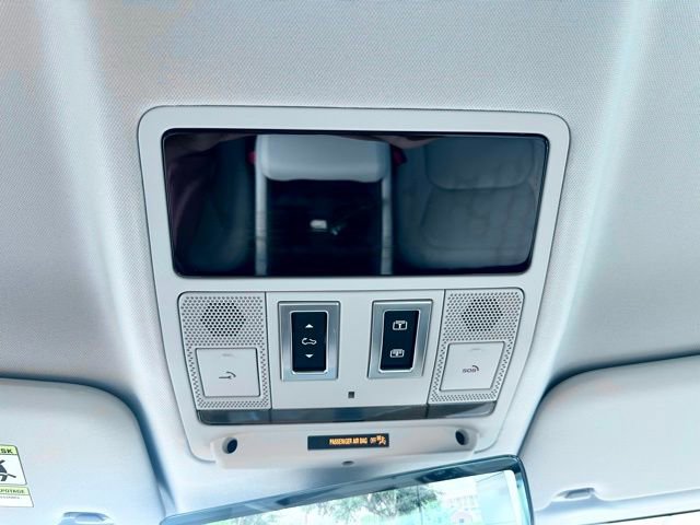 New 2025 Land Rover Defender 110 X-Dynamic SE image 29