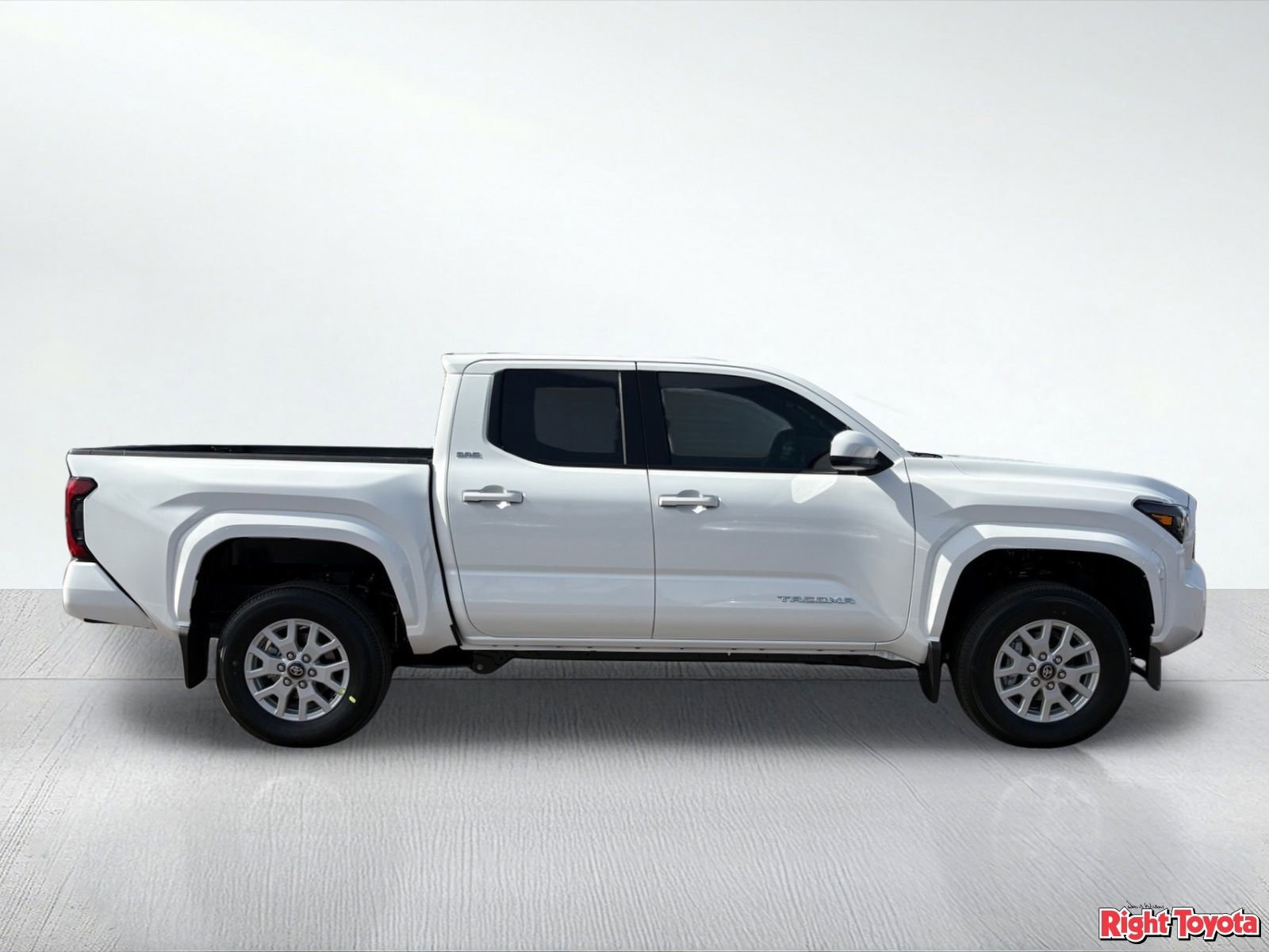 New 2026 Toyota Tacoma SR5 AWD/4WD image 8