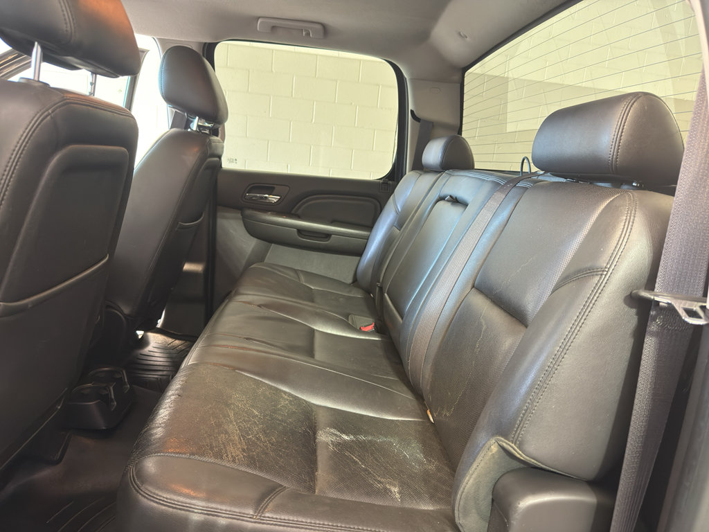 Used 2012 GMC Sierra 2500 Denali w/ Snow Plow Prep Package AWD/4WD image 30