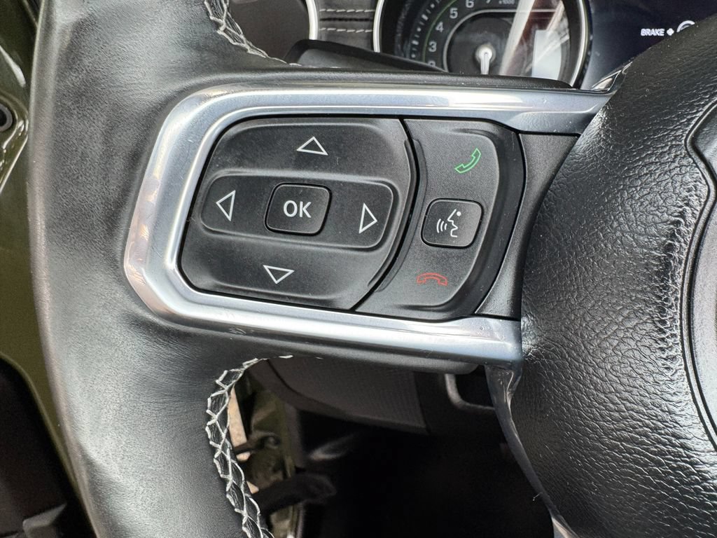 Used 2023 Jeep Wrangler Unlimited Sahara w/ Cold Weather Group AWD/4WD image 16
