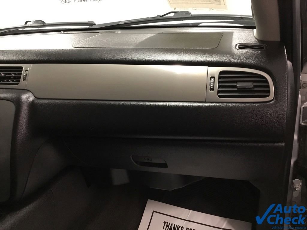 Used 2012 Chevrolet Avalanche LT w/ Suspension Package, Off-Road image 44