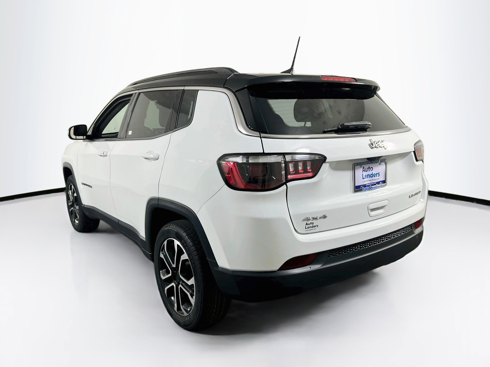 Used 2022 Jeep Compass Limited AWD/4WD image 7