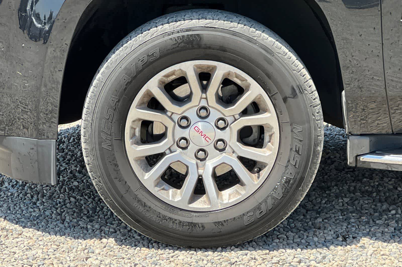Used 2017 GMC Yukon XL SLT RWD image 12