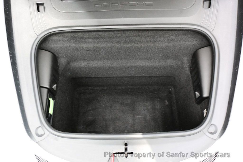 Used 2015 Porsche 911 GT3 RWD image 12