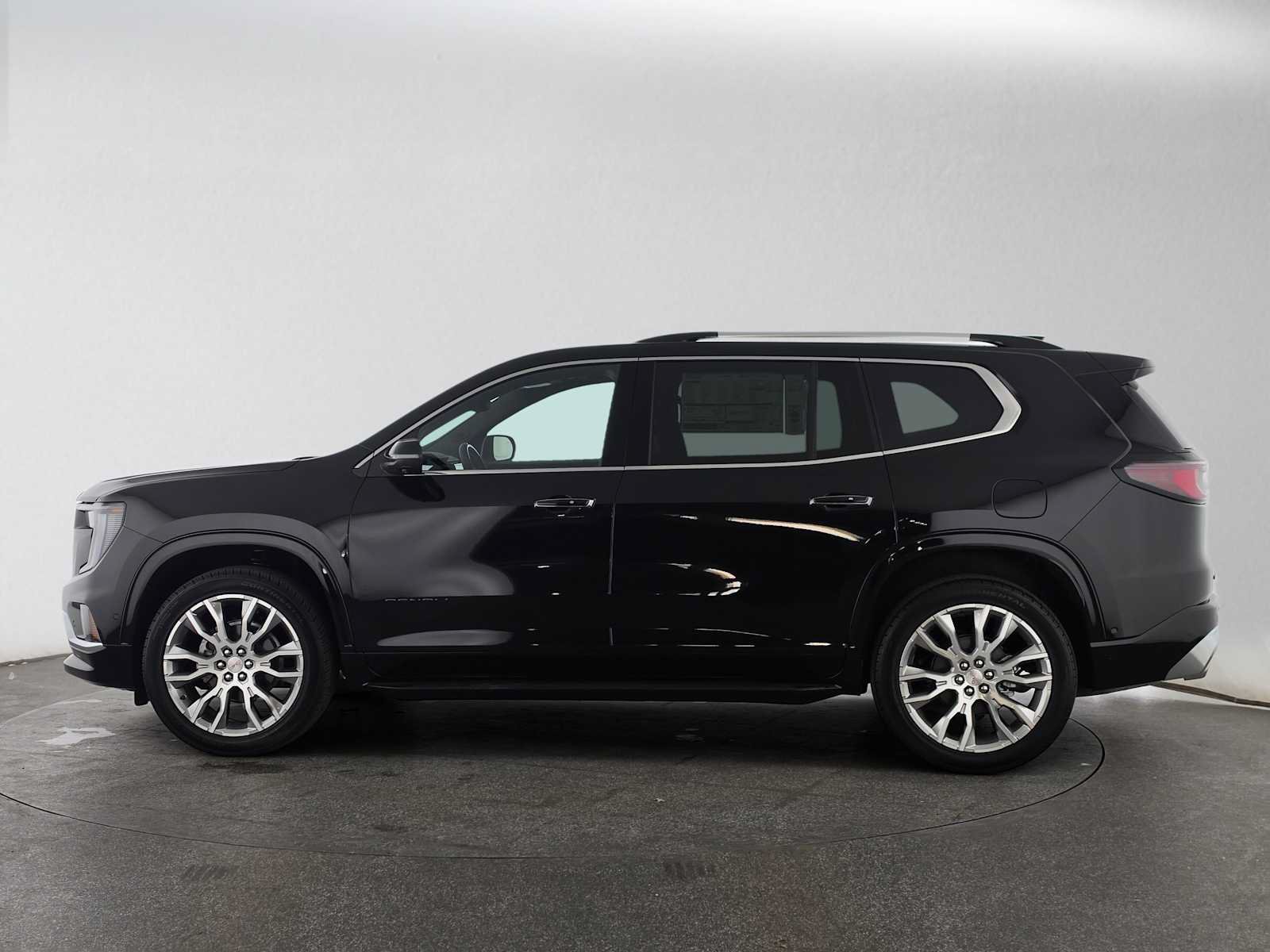 New 2027 GMC Acadia Denali w/ Denali Reserve Package FWD image 6