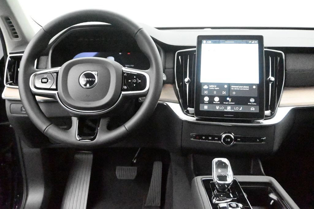 New 2026 Volvo XC90 T8 Plus AWD/4WD image 12