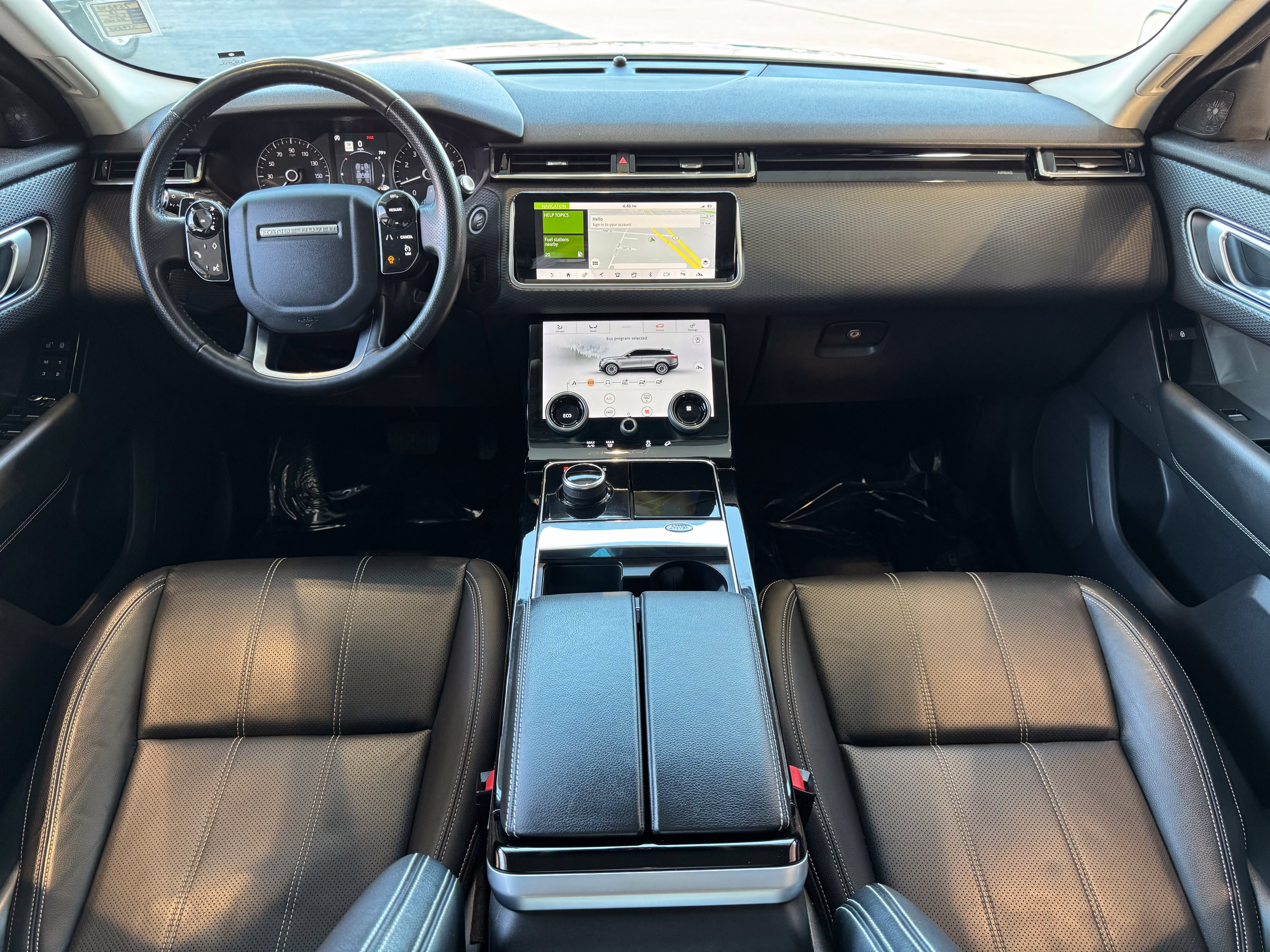 Used 2018 Land Rover Range Rover Velar S AWD/4WD image 20