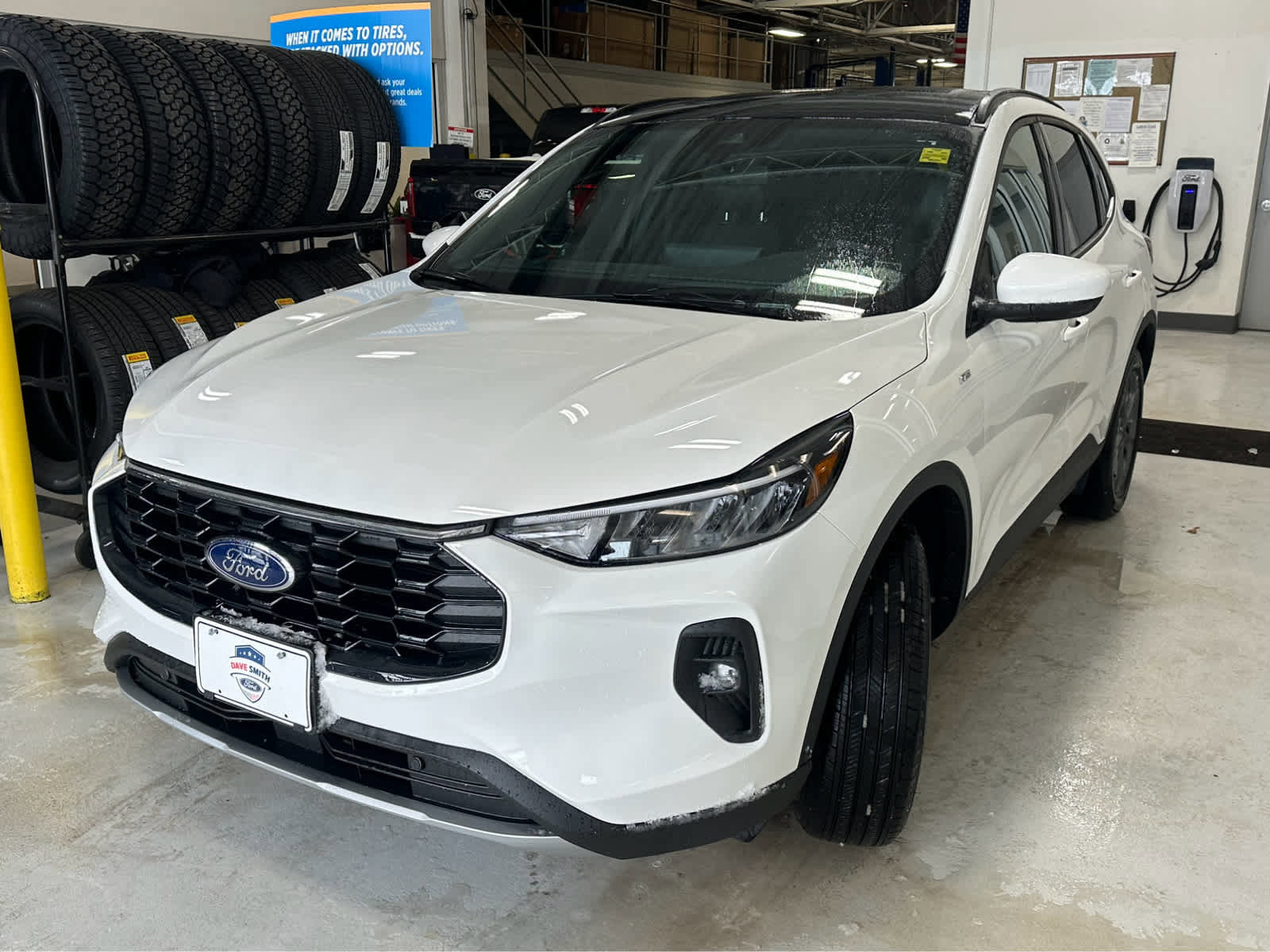 New 2025 Ford Escape ST-Line Elite w/ Tech Pack #1 image 4