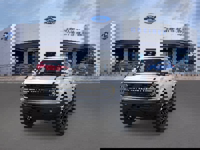 New 2026 Ford Bronco Outer Banks image 2