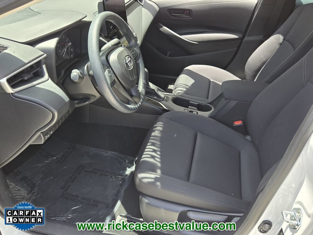 Used 2023 Toyota Corolla LE FWD image 10