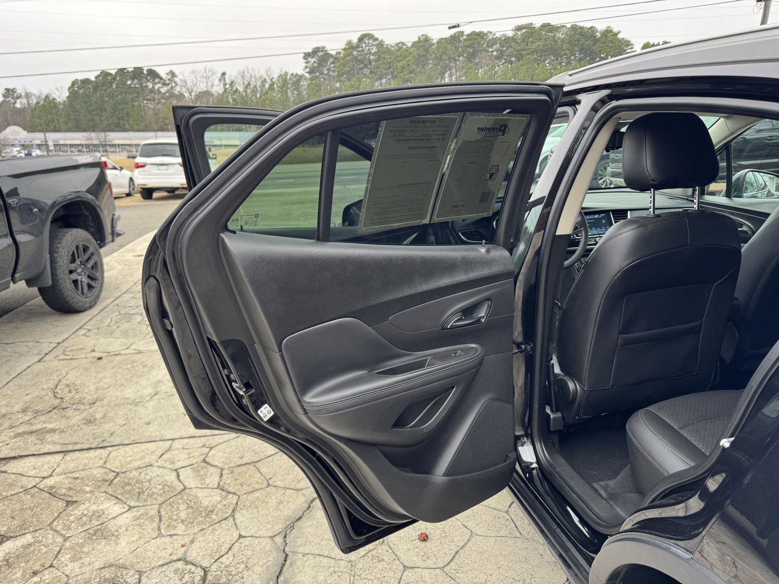 Used 2020 Buick Encore Preferred w/ Safety Package image 7