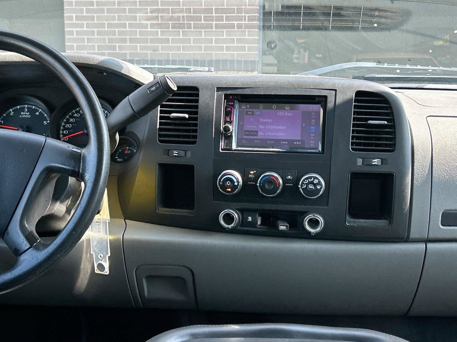 Used 2011 Chevrolet Silverado 1500 LS AWD/4WD image 21