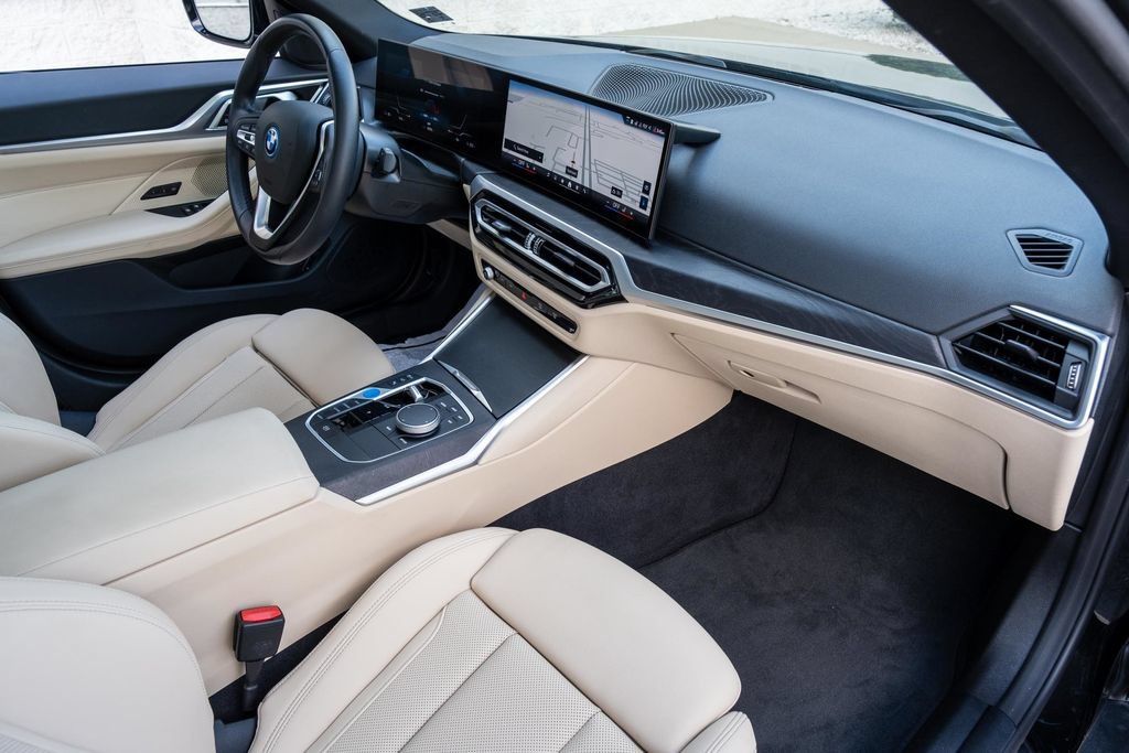 Used 2024 BMW i4 eDrive35 w/ Convenience Package RWD image 34