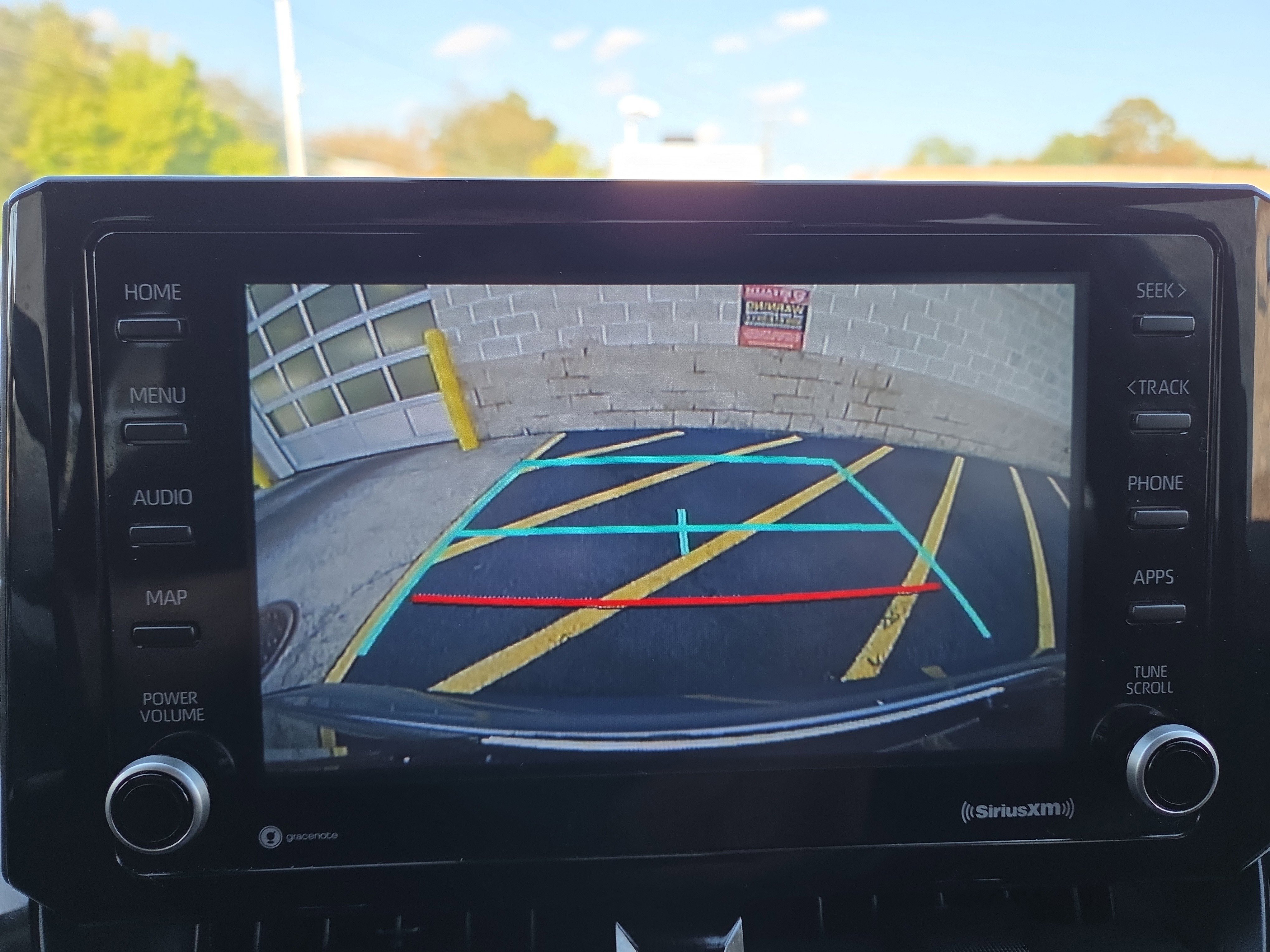 Used 2022 Toyota Corolla LE image 28