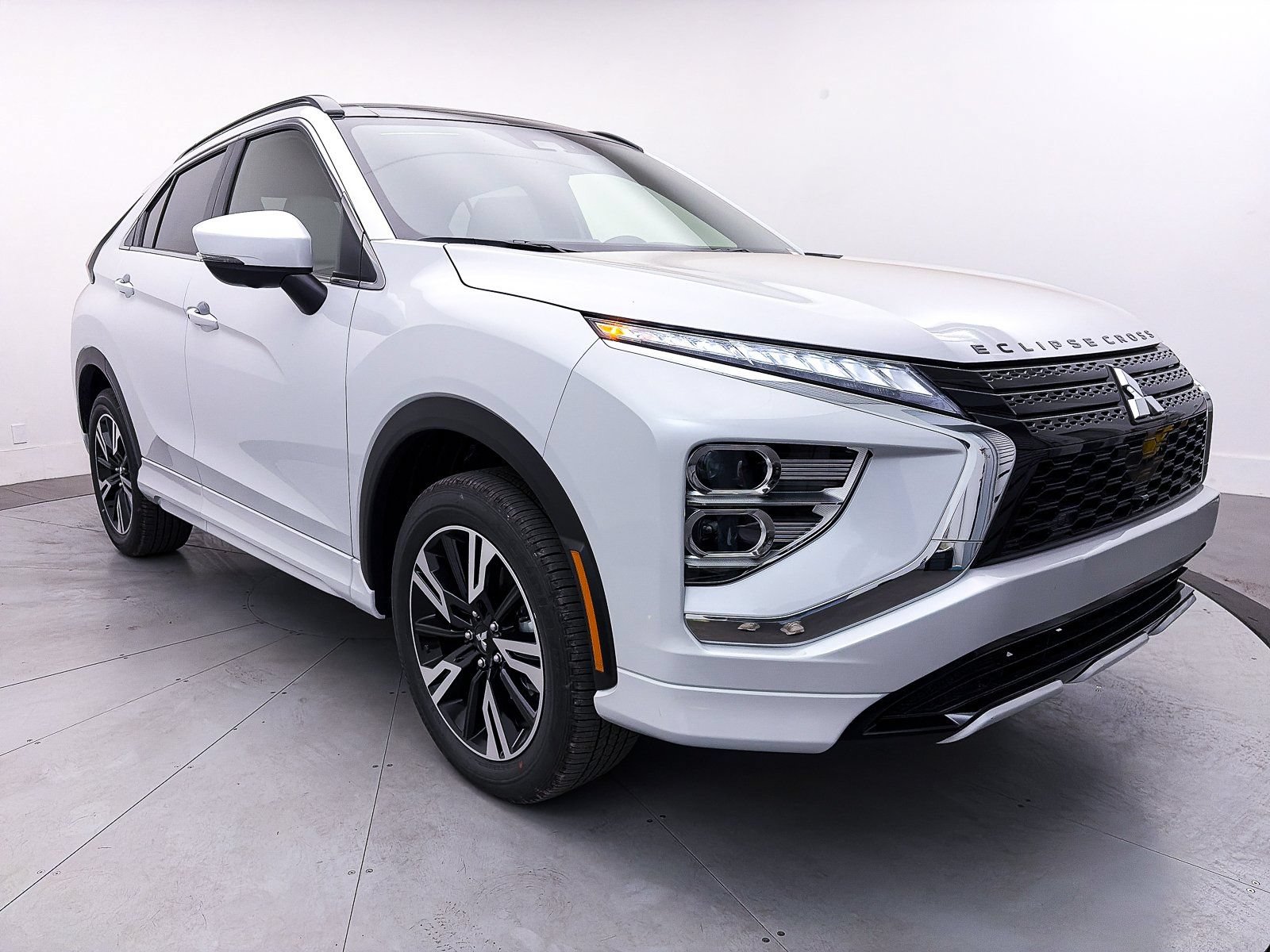 New 2026 Mitsubishi Eclipse Cross SEL AWD/4WD image 1