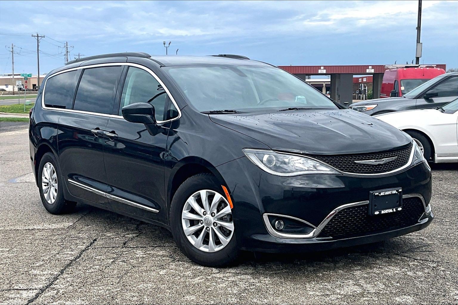 Used 2017 Chrysler Pacifica Touring-L FWD image 35