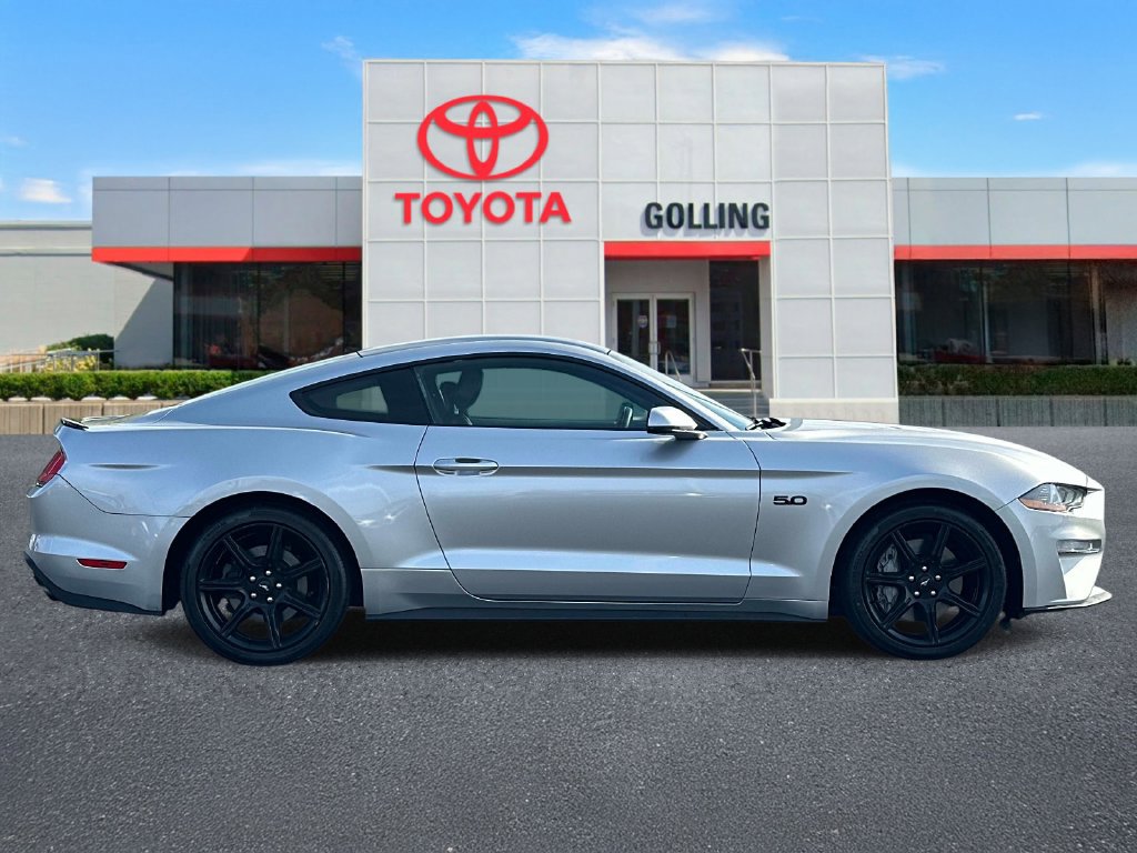 Used 2019 Ford Mustang GT Premium w/ Equipment Group 401A RWD image 6