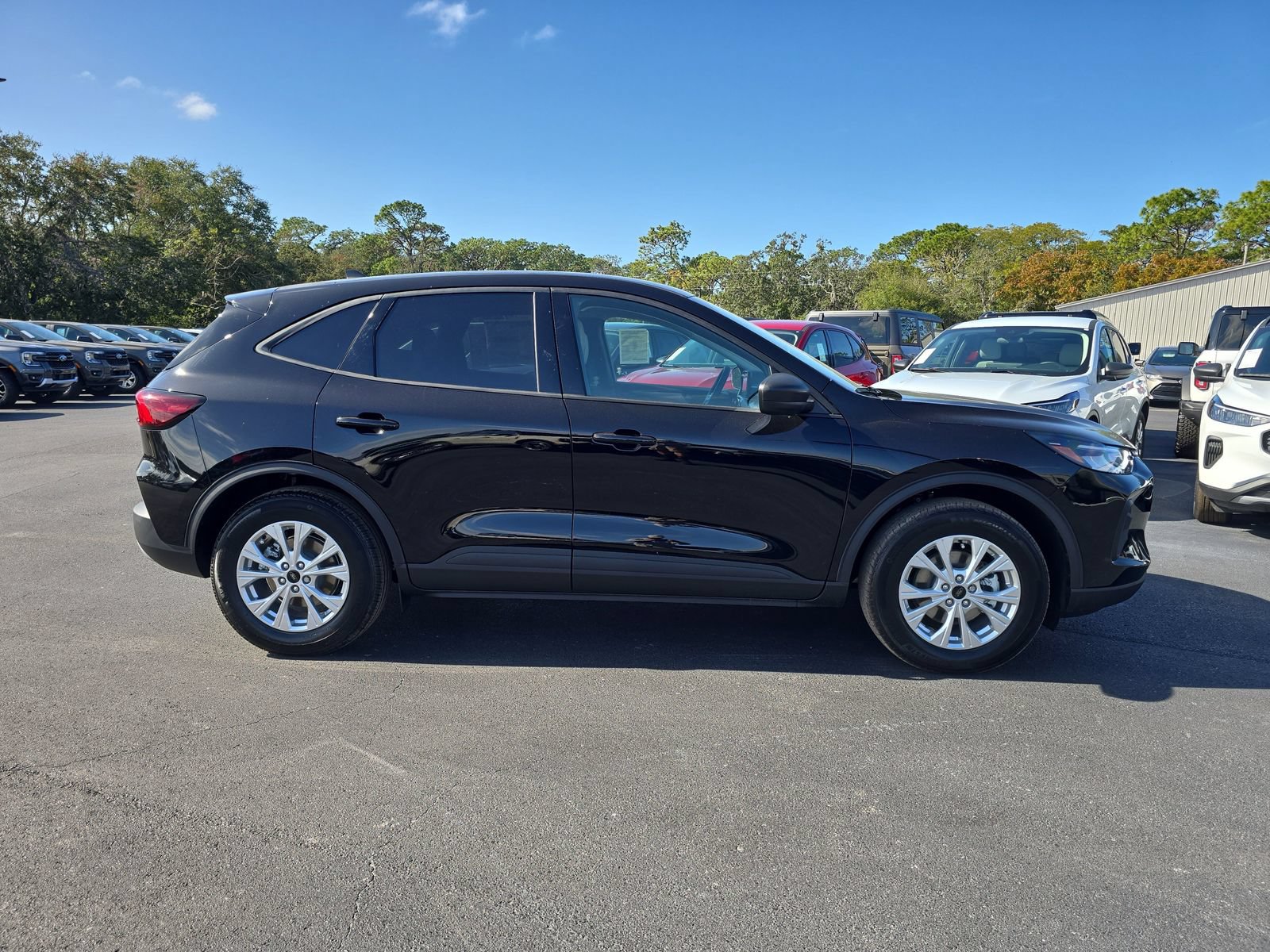 New 2026 Ford Escape Active FWD image 3