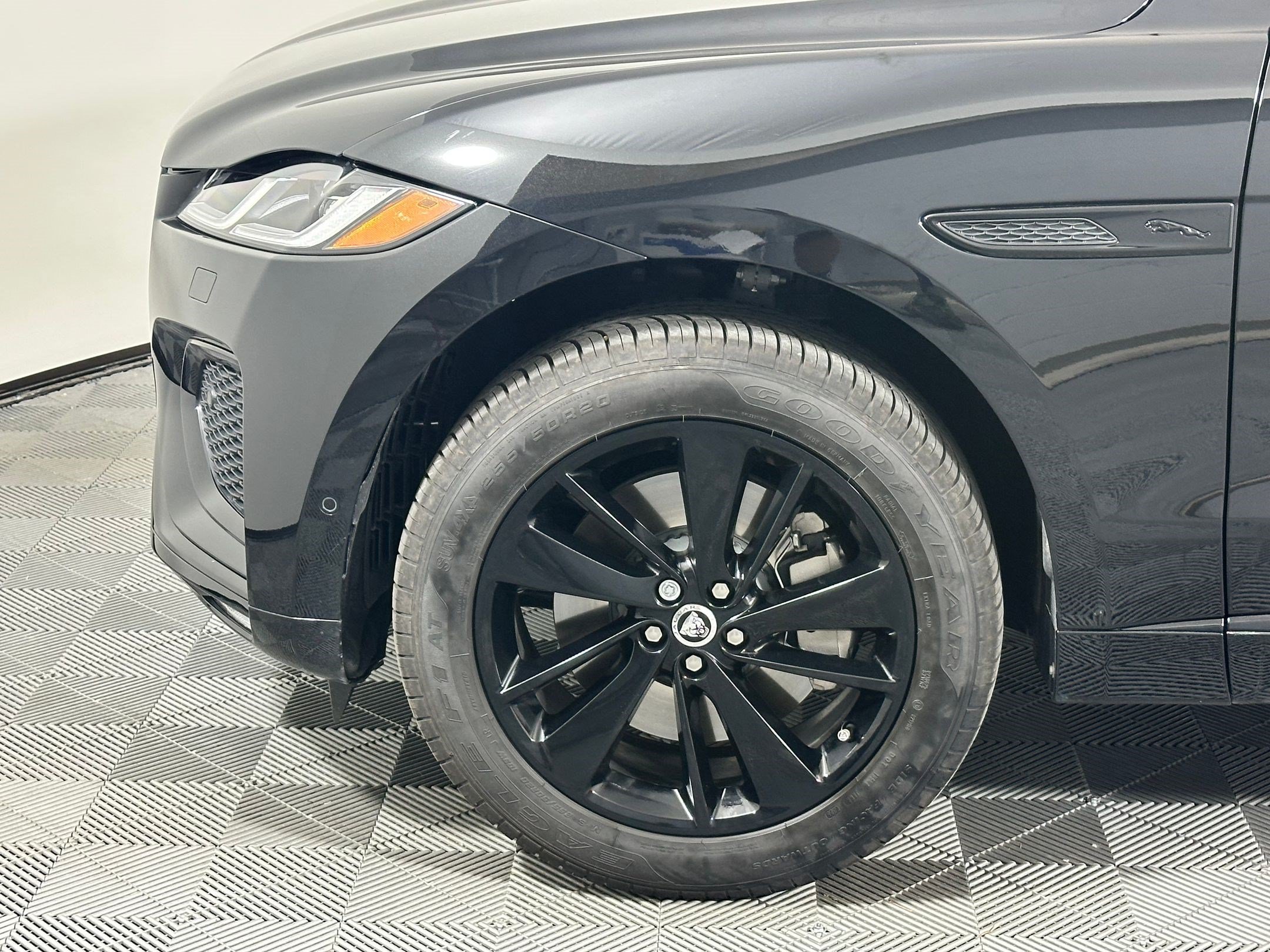 Used 2026 Jaguar F-PACE R-Dynamic S AWD/4WD image 10